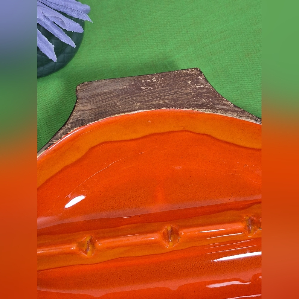 Vintage MCM Atomic Ceramic Glazed 3-Slot Ashtray - Picture 7 of 12
